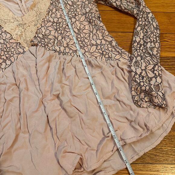 Ballet pink lace babydoll Blouse - Picture 3 of 8